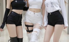 岳的肥臀让我欲罢不能